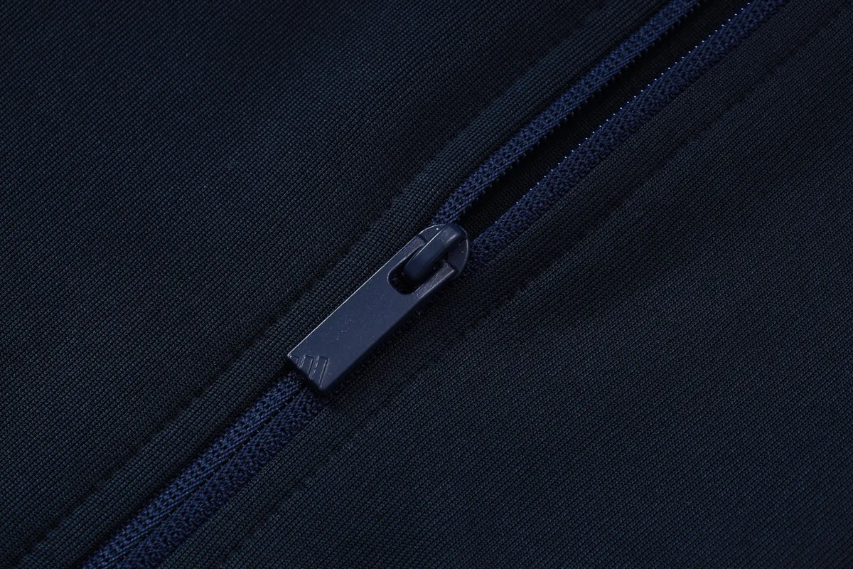 Tuta Full-zip Real Madrid 26/27 Uomo Blu Navy | Tuta da Calcio - CalcioVivo
