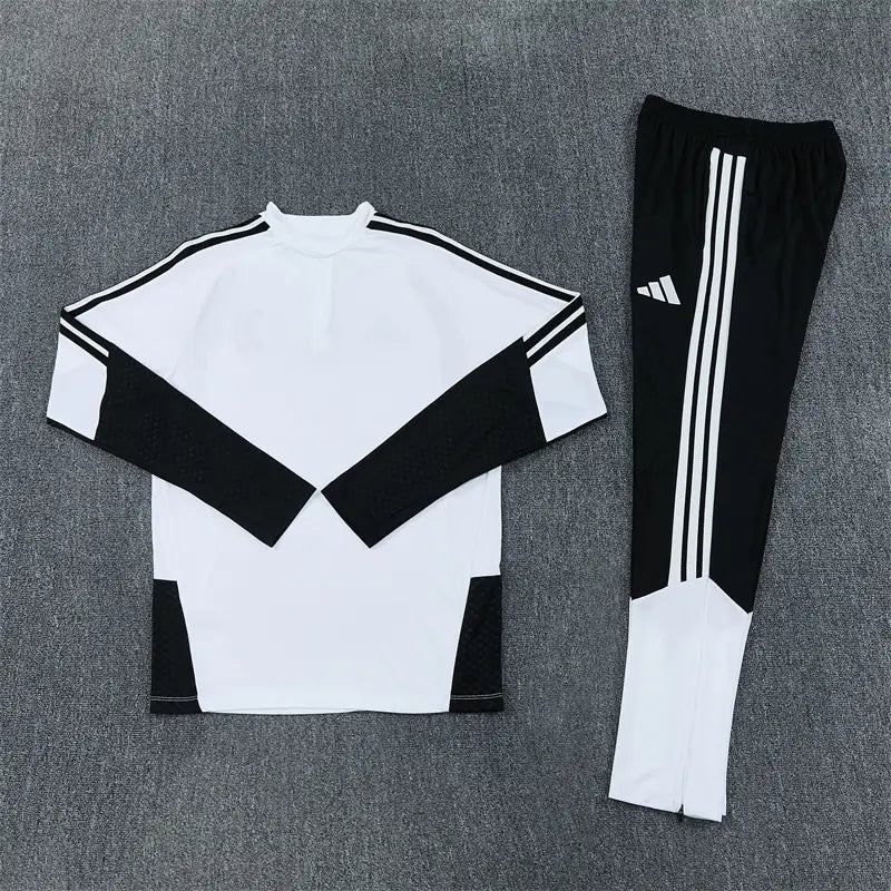 Tuta Half-zip Juventus 26/27 Uomo Bianco/Nero | Tuta da Calcio