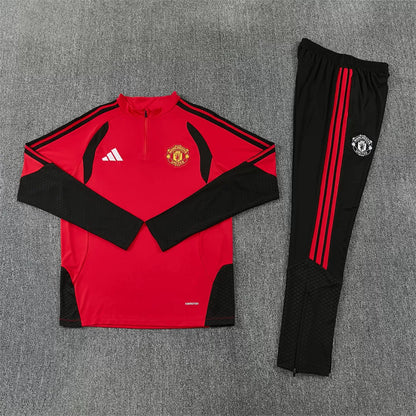 Tuta Manchester United 26/27 Uomo Rosso e Nero | Tuta da Calcio - CalcioVivo