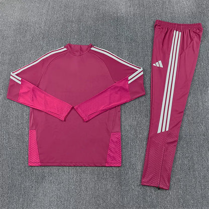 Tuta Real Madrid 26/27 Uomo Fucsia | Tuta da Calcio - CalcioVivo